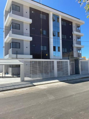 Apartamento atrás do hospital da Unimed, 03 quartos, 08 pessoas, garagem